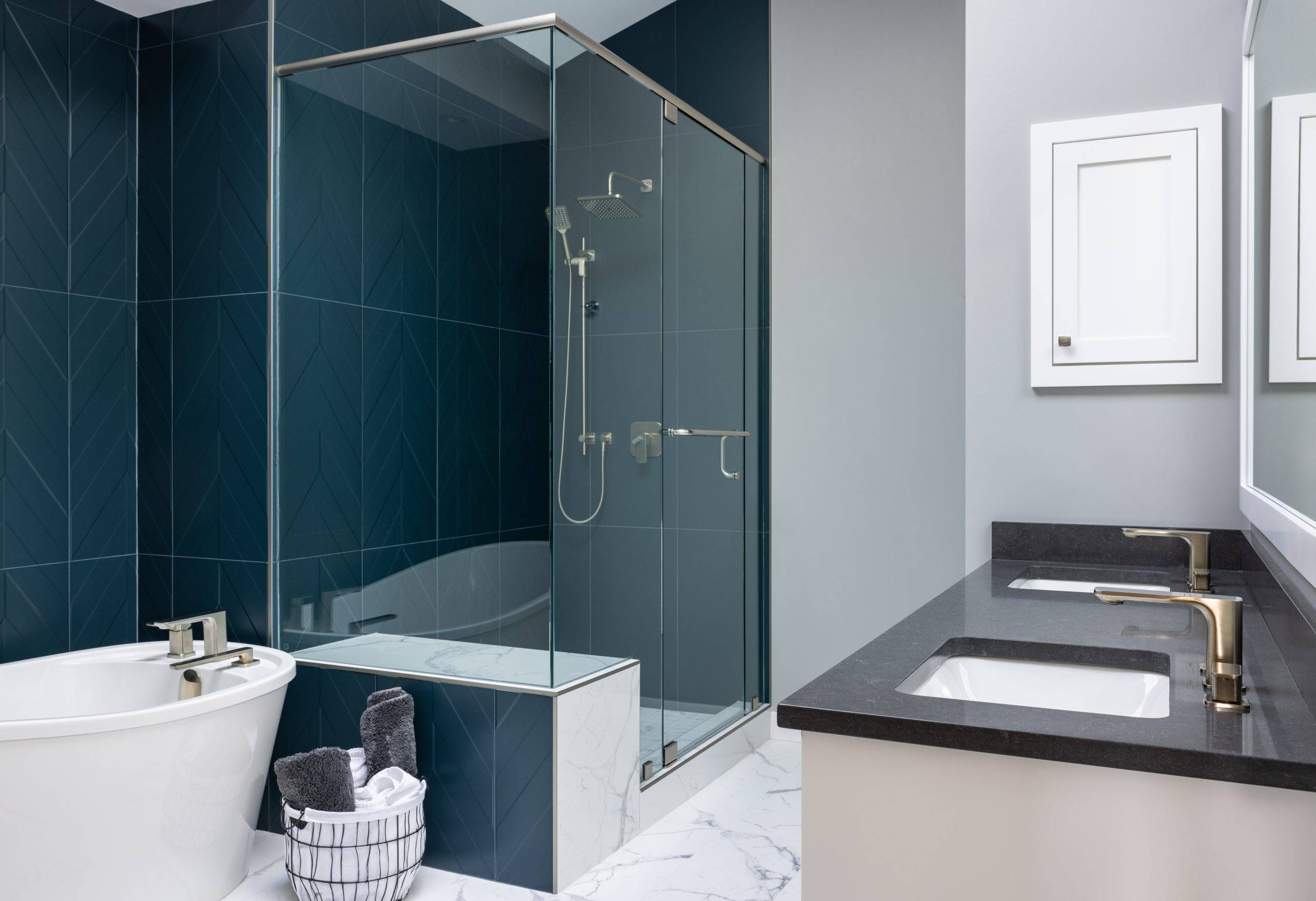 Pinnacle Renovations | Services – Bath & Ensuite Makeovers Pinnacle Renovations | Services – Bath & Ensuite Makeovers
