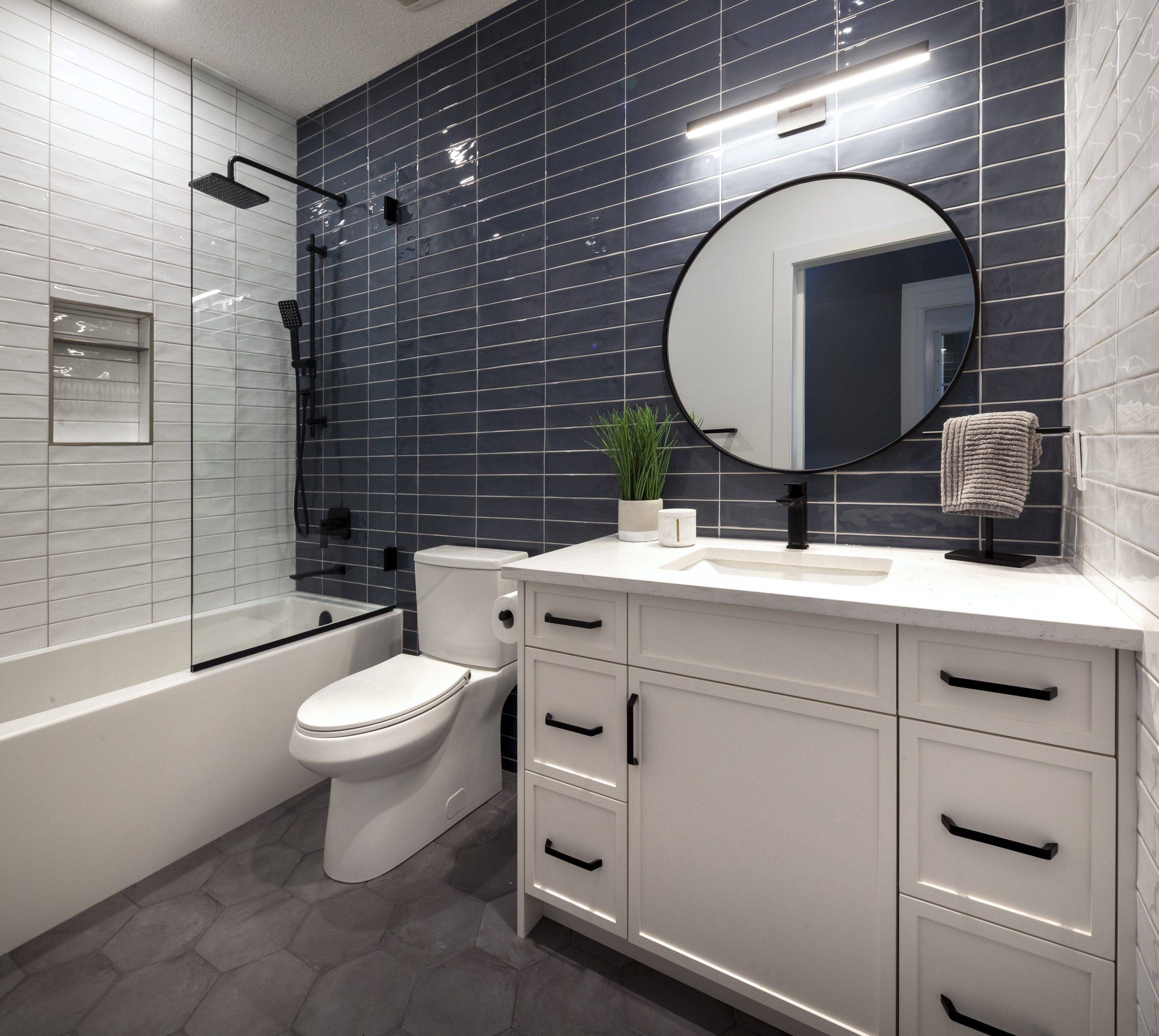 Pinnacle Renovations | Services – Bath & Ensuite Makeovers